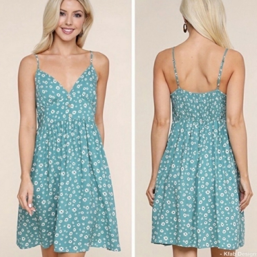 NWOT Beceel Daisy Mini Dress